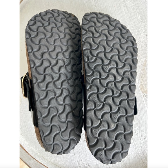 BIRKENSTOCK Gizeh Big Buckle High Shine in Black - 39/ 8- 8.5 - Picture 9 of 9